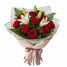 Букет цветов из:  Лилии и Розы в Солдато-Александровском