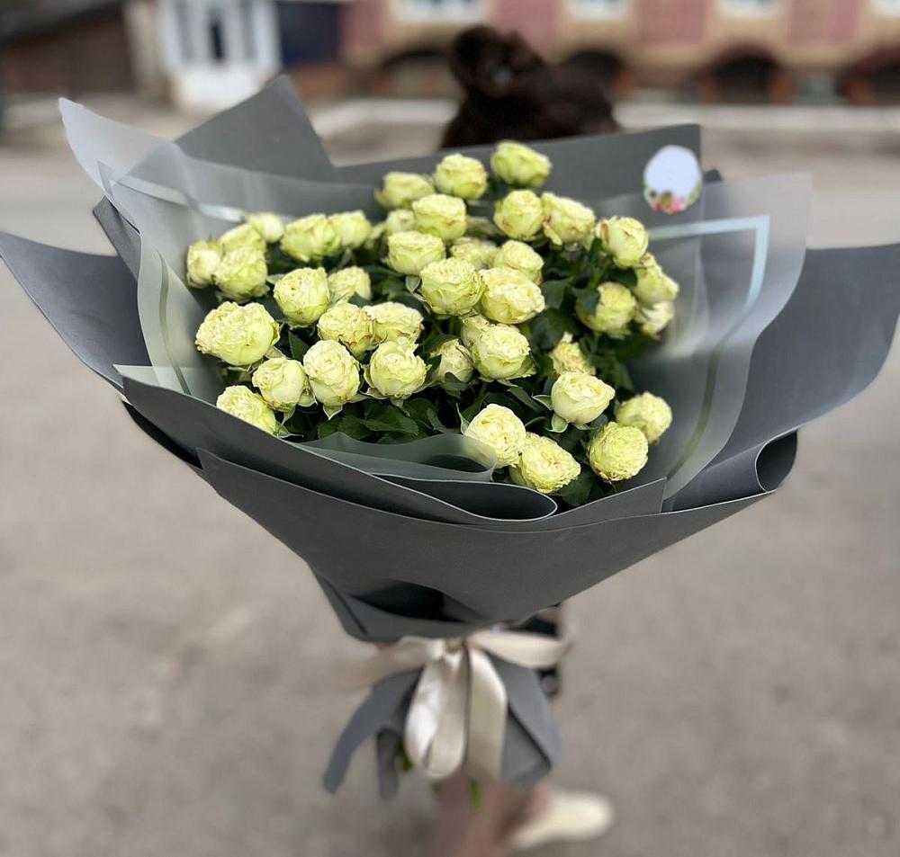 Белые кустовые розы Солинеро в Солдато-Александровском Букет Белые кустовые розы Солинеро в Солдато-Александровском