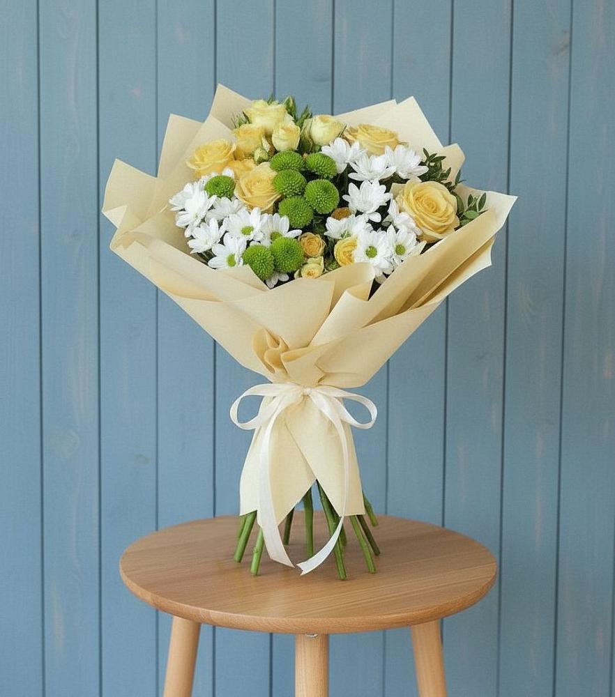 Букет цветов из: Хризантемы и Розы в Солдато-Александровском