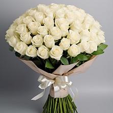 Букет 101 беля роза Белоснежка в Солдато-Александровском