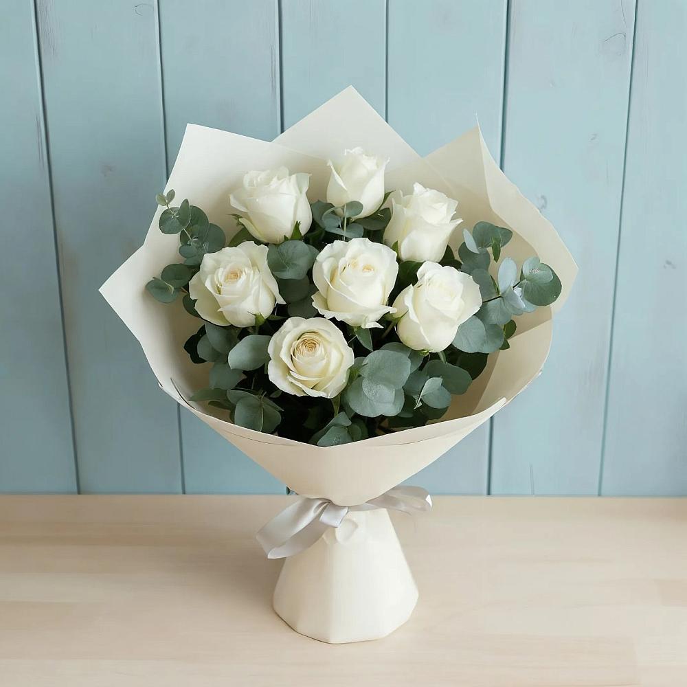 Букет Белые розы в Эвкалипте в Солдато-Александровском