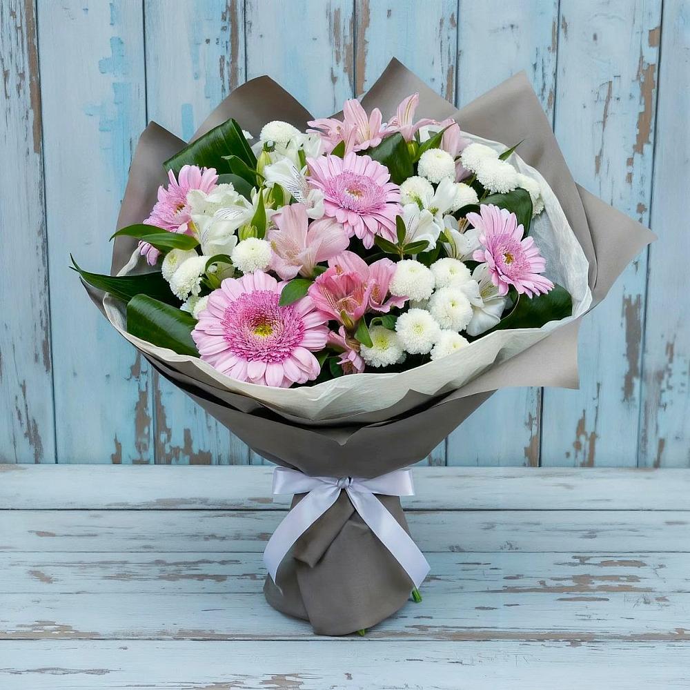 Букет цветов из: Герберы, Альстромерии и Хризантемы в Солдато-Александровском