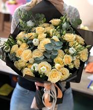 Букет цветов из:  Розы и Лизиантусы #REPLACE_PRED# Солдато-Александровском