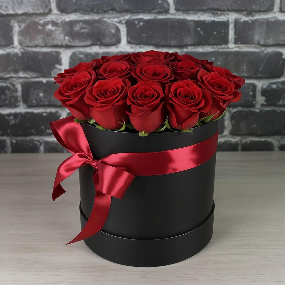 Цветочная композиция из Розы в шляпной коробке в Солдато-Александровском