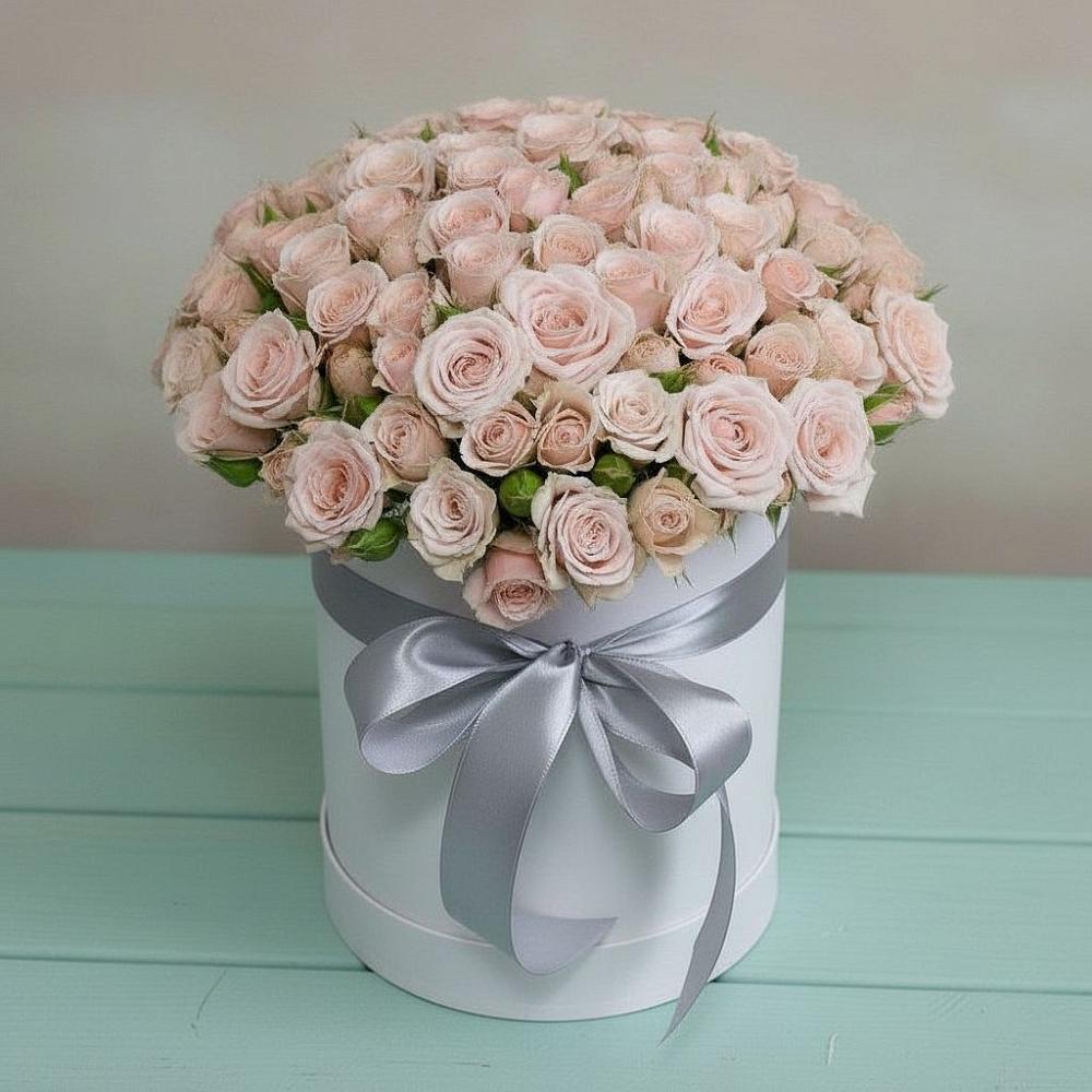 Цветочная композиция из Розы в шляпной коробке в Солдато-Александровском